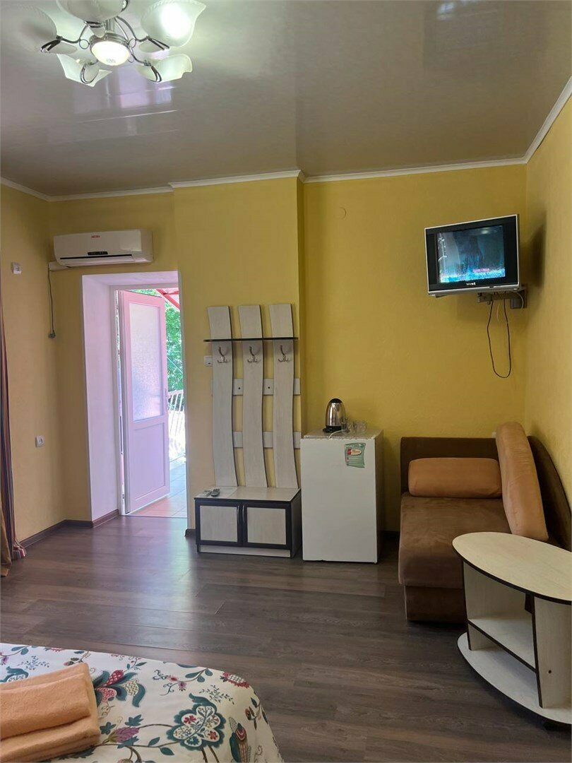 Гостиница Надежда Малореченское