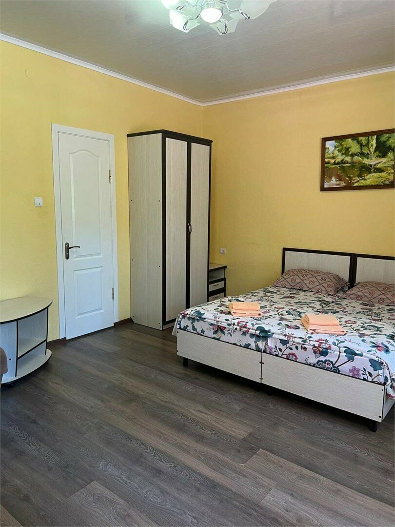 Гостиница Надежда Малореченское