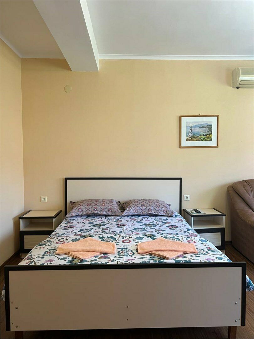 Гостиница Надежда Малореченское