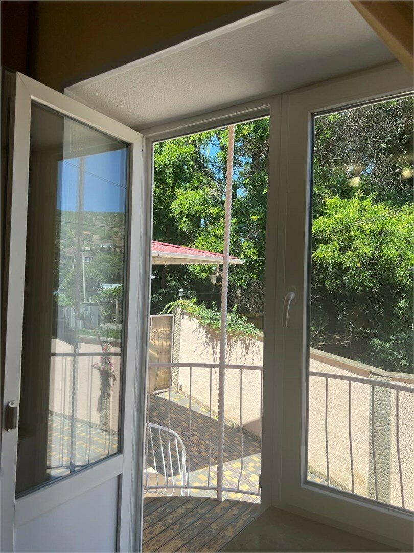 Гостиница Надежда Малореченское