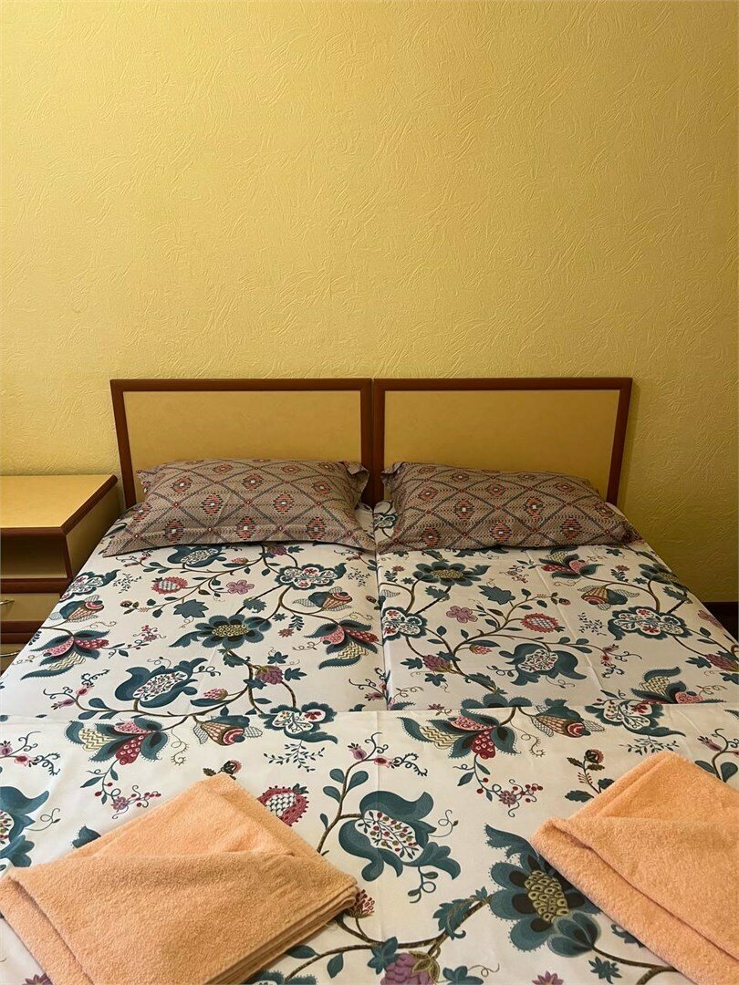 Гостиница Надежда Малореченское