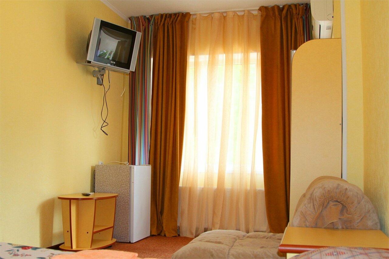 Гостиница Надежда Малореченское