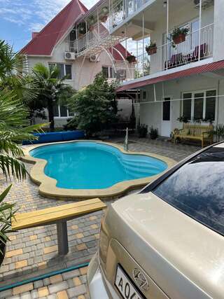 Гостиница Надежда Малореченское-1