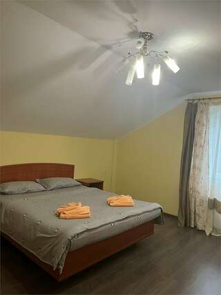 Гостиница Надежда Малореченское Люкс с двумя спальнями-8