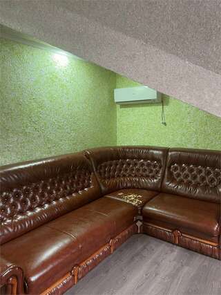 Гостиница Надежда Малореченское Люкс с двумя спальнями-14